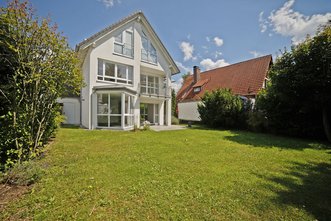 Das was die Familie jetzt braucht. Ein Zuhause zum Wohlfühlen in Grünwald.