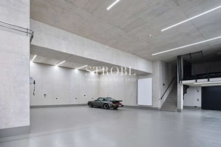 Sammlergarage 5 [14 erweiterbar] Stellplätze- über PKW Lift befahrbar