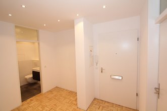 MODERNISIERT | 2-Zimmer Wohnung mit Balkon nahe des Ortszentrums