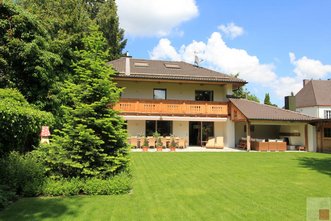 Einfamilienhaus mit warmen Wohngefühl und großen Südgarten - für die Familie!