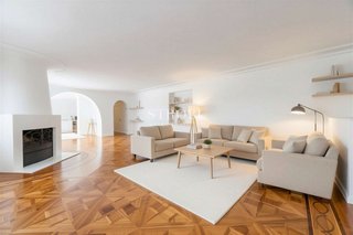 Wohnbereich mit Kamin - (KI generiert)