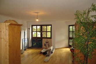 Erdgeschoss mit großer Terrasse und Garten - Harlaching- Menterschwaige