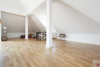 Erstbezug n. Renovierung - Dachterrasse - Küche - Maisonette