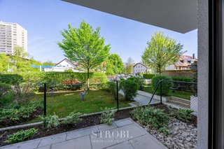 Terrasse mit Blick ins Grüne