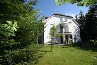 Gartenwohnung in nähe zum Ortszentrum von Grünwald - Ideale Kapitalanlage!