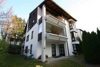 Großzügige 3 Zi. Gartenwohnung - absolut ruhig nahe dem Zentrum!