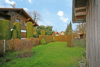 Handwerker und Heimbastler aufgepasst! Großzügige Wohnung mit moderner Ausstattung!