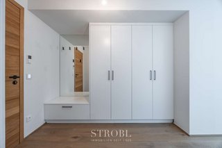 Schreiner-Garderobe