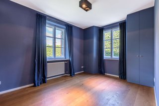 Blue room