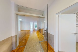 Eingangsbereich EG Einheit Nr1