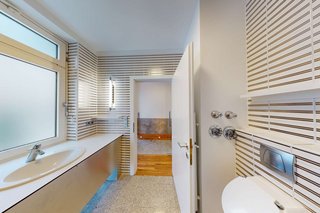 Badezimmer EG Einheit Nr1