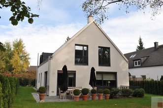 Klare Linien und gehobene Luxusausstattung - nahe dem Isarhochufer!