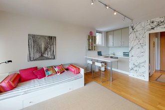 KOMPLETT. Möbliertes 1-Zimmer Apartment für Einzelpersonen auf Zeit | befristet auf 12 Monate