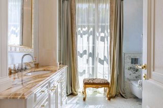 Bad Ensuite