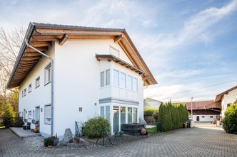 Modern und hell Wohnen. 2-Zimmer Wohnung mit Balkon in Taufkirchen.