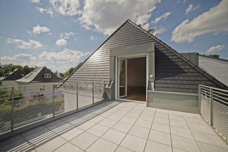 ¡Oben! Luxuriös ausgestattete 2-Zimmerwohnung