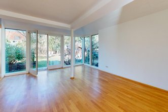 Offener Wohntraum mit Garten in Harlaching. Für Singles und Paare!