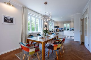 Esszimmer mit offener Küche
