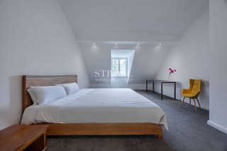 Schlafzimmer DG
