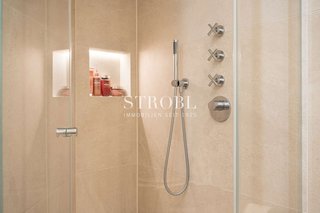 Dusche