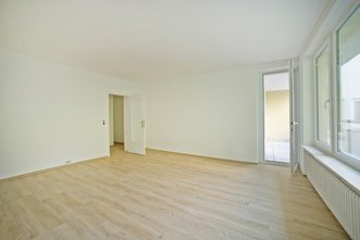 Renovierte 3-Zimmer Wohnung im Ortszentrum von Grünwald