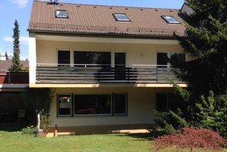 Ruhig gelegenes Reiheneckhaus zur Vermietung mit mehreren Einheiten oder als Einfamilienhaus