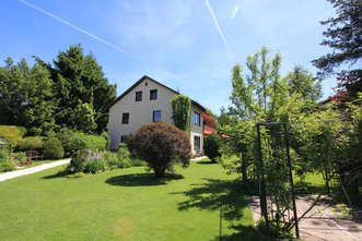 Ruhig und Naturnah. 3,5 Zimmer Wohnung in Straßlach.