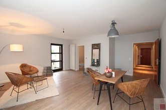 Single Wohnung im Grünwalder Ortszentrum