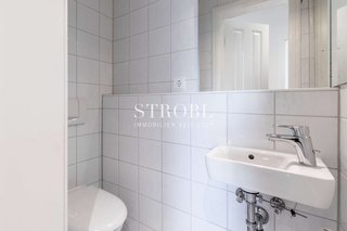 separates Gäste-WC