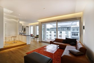 Stylische Stadtwohnung | möbliert
mit Dachterrasse im Angerhof in München