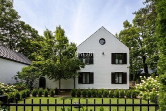 UNIQUE I Einmaliges Architekten-Anwesen