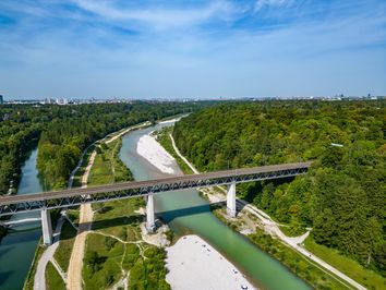 Großhesseloher Brücke in Harlaching