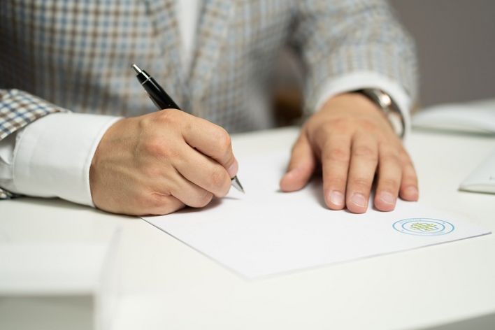 49+ großartig Fotos Berliner Testament Haus Verkaufen - Berliner Testament In Deutschland Vor Nachteile Kosten Pflichtteil : Der mitunterzeichner sollte über seine unterschrift außerdem noch einmal den ort und das datum ergänzen.